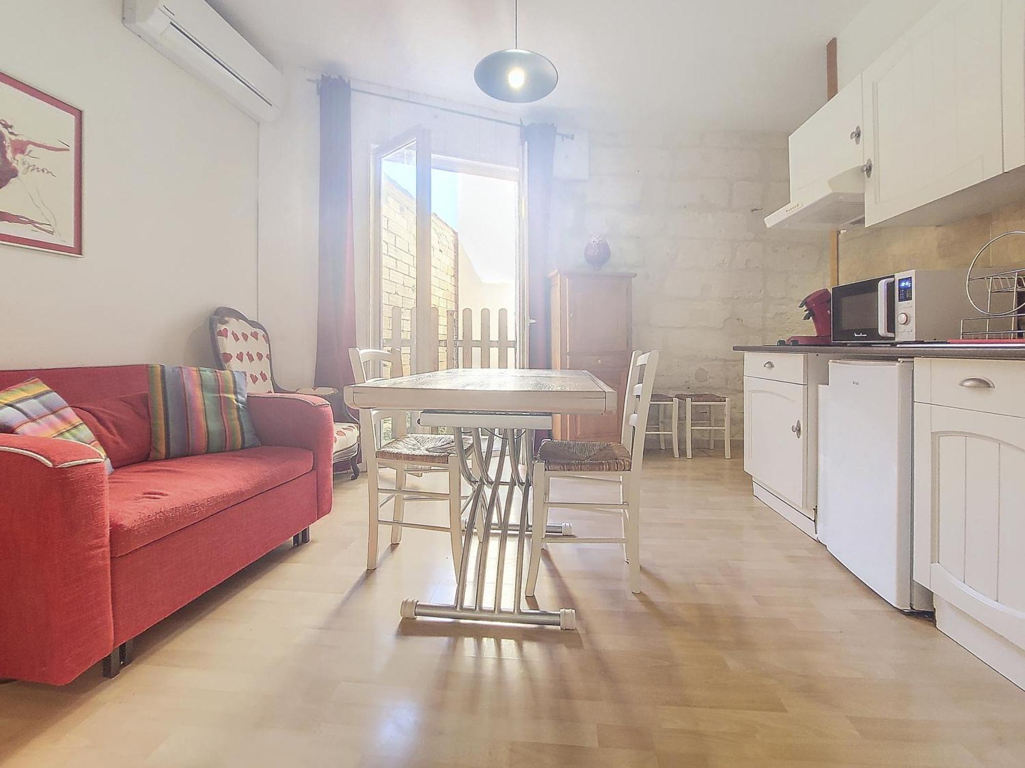Studio Climatise Corps Saints Apartment Avignon Exterior photo
